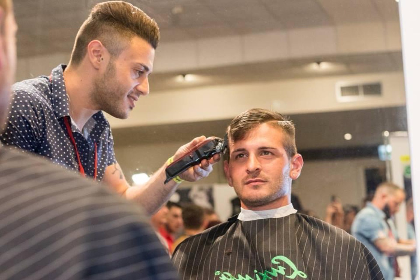 Lavoro di barberia di Peppe il Barbiere
